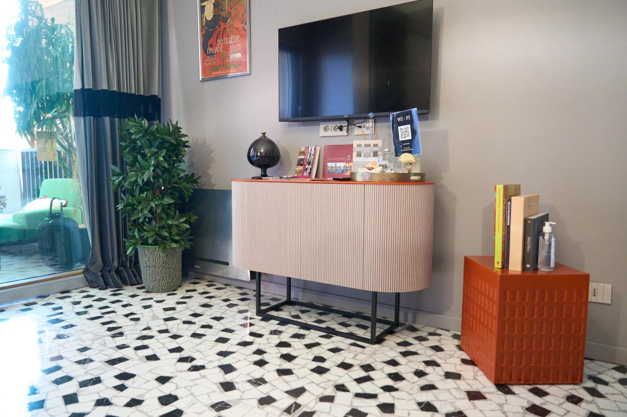 Trastevere Boutique Suite Rome With Gym And Steam Shower Buitenkant foto